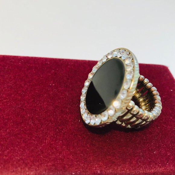 Free with any purchadr cocktail Ring - Picture 2 of 6